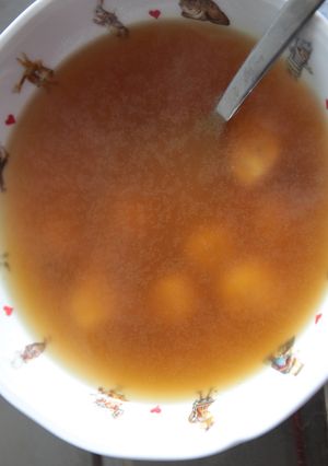 肉入りコンソメスープ　Maggi-レシピのメイン写真