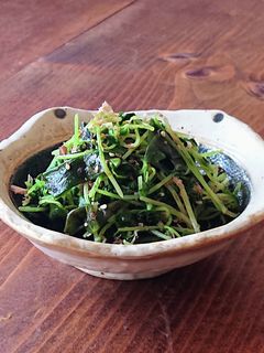 レンジで簡単!豆苗とワカメのおかか和え-レシピのメイン写真