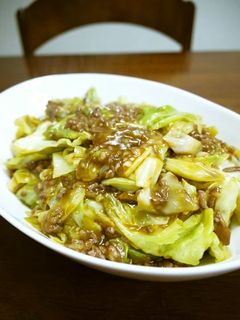 キャベツと挽き肉のピリ辛オイスター炒め♪-レシピのメイン写真