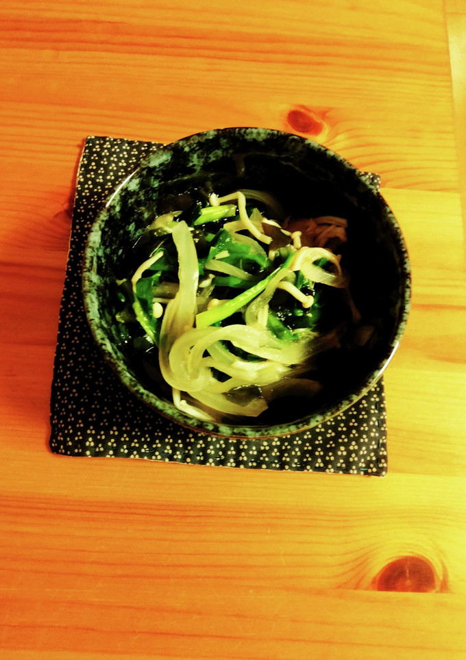 玉ねぎとエノキとニラとワカメの酢の物-レシピのメイン写真