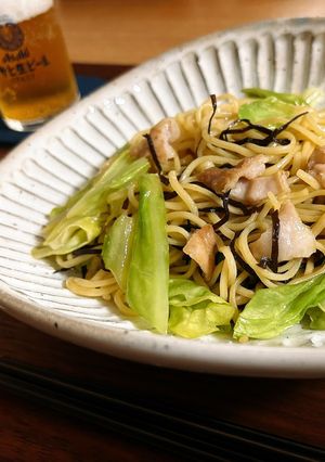 塩こんぶで簡単!ホルモン塩焼きそば-レシピのメイン写真