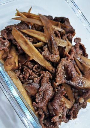 ごぼうと牛肉-レシピのメイン写真