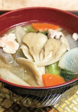 【食育通信】まいたけ入り豚汁-レシピのメイン写真