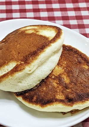 ハチミツたっぷり♪ふわふわ生地パンケーキ-レシピのメイン写真