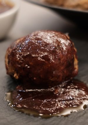 絶品あらびきハンバーグ-レシピのメイン写真