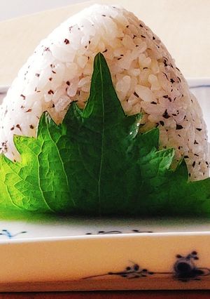 パリおにぎりは調味料だけ★1分でランチ-レシピのメイン写真