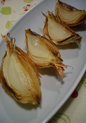 オーブンで焼いた玉ねぎ。-レシピのメイン写真