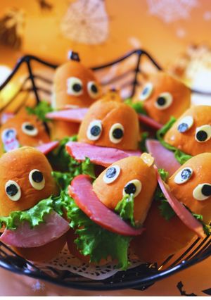 ハロウィン♪おばけのロールパンサンド♪-レシピのメイン写真