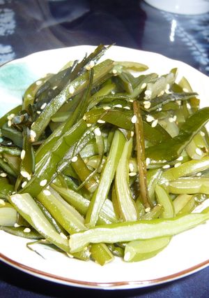 茎わかめのゴマ炒め-レシピのメイン写真