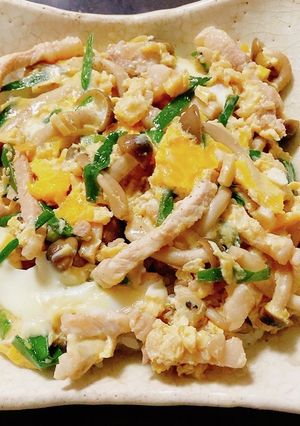 豚肉、しめじ、ニラの卵とじ丼-レシピのメイン写真