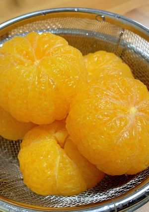 朝のフルーツ　10月　みかんの皮むき-レシピのメイン写真
