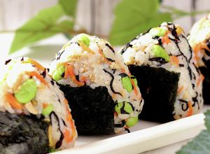 ヴィーガン♪ひじきと枝豆のパリおにぎり♪-レシピのメイン写真