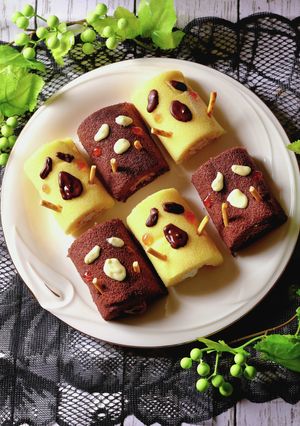 ハロウィンに♪ロールケーキでモンスター♪-レシピのメイン写真
