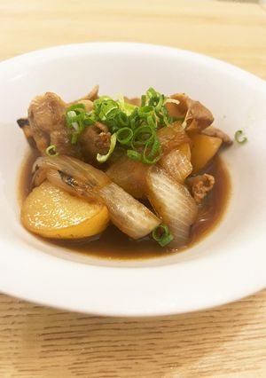 豚バラで居酒屋風！コクを感じる肉じゃが-レシピのメイン写真