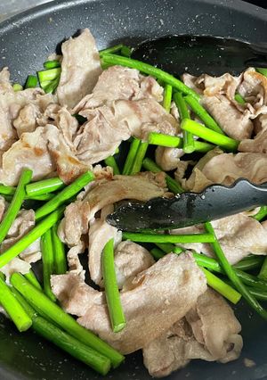豚肉とニンニクの芽の炒め物-レシピのメイン写真