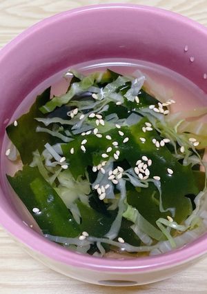 わかめとキャベツのお吸い物-レシピのメイン写真