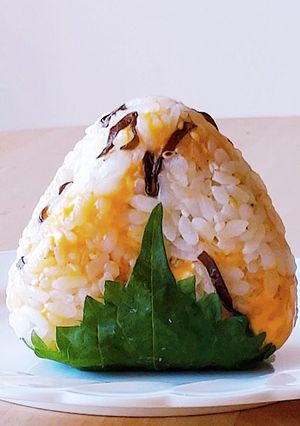 パリおにぎり★チェダー塩昆布★食中毒予防-レシピのメイン写真