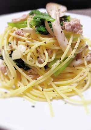 鶏挽き肉と小松菜のパスタ、ビネガー風味-レシピのメイン写真