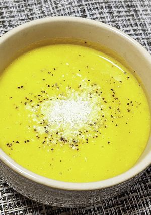 玉ねぎ麹で！濃厚な甘みのかぼちゃスープ-レシピのメイン写真