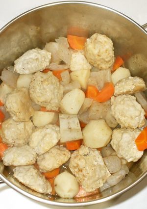 鶏肉団子の根菜煮♪足のむくみに簡単薬膳-レシピのメイン写真