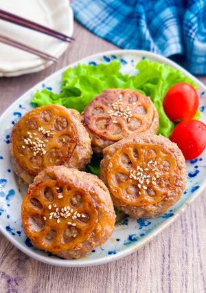 高野豆腐をつなぎに◎れんこん豚ハンバーグ-レシピのメイン写真