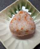 ピリッと大人味☆コクがある鮭おにぎり