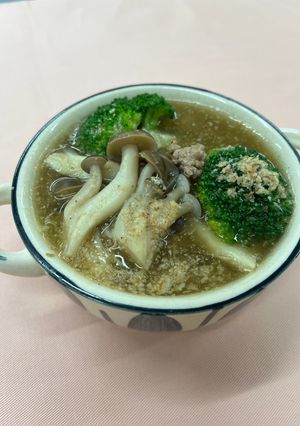 【食改協】ブロッコリーとしめじのスープ-レシピのメイン写真
