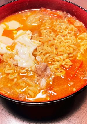 煮物の残り物と辛ラーメンのコラボ-レシピのメイン写真
