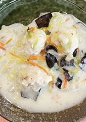 ふわふわ鶏団子と白菜のクリーム煮-レシピのメイン写真