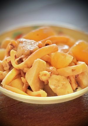 イカと大根と里芋の煮物(おまけ付き)-レシピのメイン写真