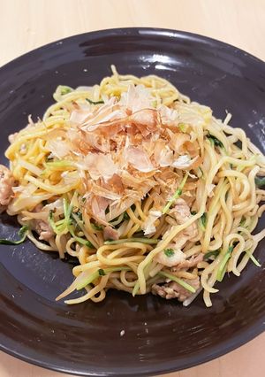 簡単ランチに!にんにくバター醤油焼きそば-レシピのメイン写真