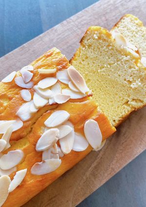 アーモンドとヨーグルトのパウンドケーキ-レシピのメイン写真