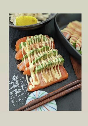 炙りサーモンアボカドマヨ〜岩塩を添えて-レシピのメイン写真