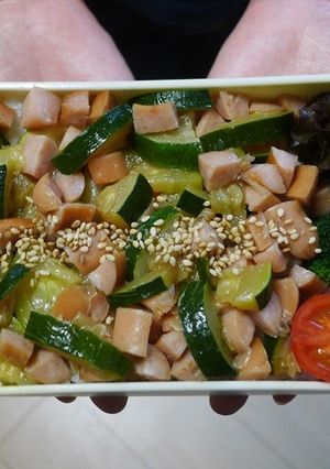 ズッキーニとソーセージの丼弁当-レシピのメイン写真