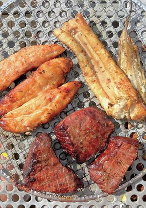 蓋付きのBBQコンロでお手軽に燻製-レシピのメイン写真