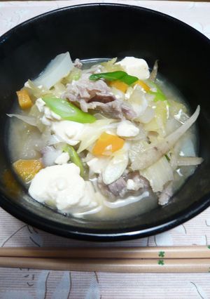 簡単♬何度もおかわりしたくなる母の豚汁-レシピのメイン写真