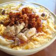 【 鶏もも肉とふわとろ卵の旨辛うどん 〗