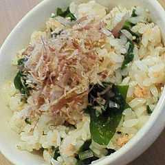 รูปของ 混ぜるだけ☆鮭わかめごはん