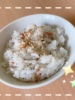 藍茶と梅干しの炊き込みご飯-レシピのメイン写真