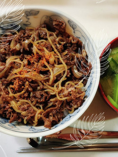 ( ⸝⸝•ᴗ•⸝⸝ )੭牛丼-レシピのメイン写真