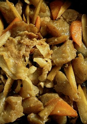 こんにゃくたっぷり豚こまと根菜の煮物-レシピのメイン写真