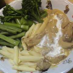 รูปของ こま切れ肉のクリームシチュー　Maggi