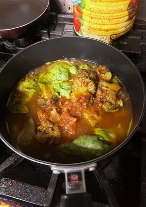 ハンバーグをレタスロールキャベツに!-レシピのメイン写真