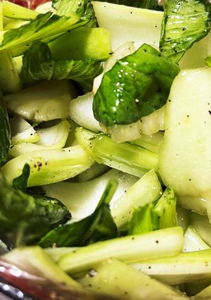 超簡単　生食　青梗菜サラダ-レシピのメイン写真