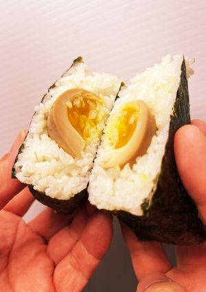 アメリカで作る味玉おにぎり(殺菌卵使用)-レシピのメイン写真