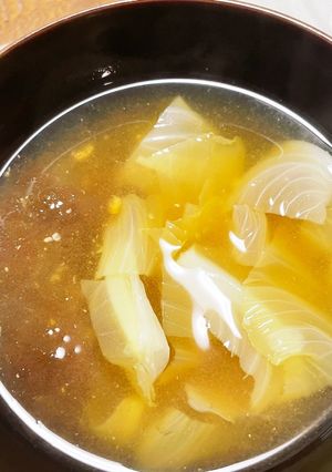キャベツとおぼろ昆布の味噌汁-レシピのメイン写真