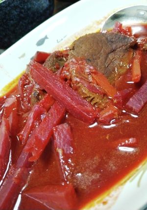 鹿ロースとビーツのトマトワイン煮-レシピのメイン写真