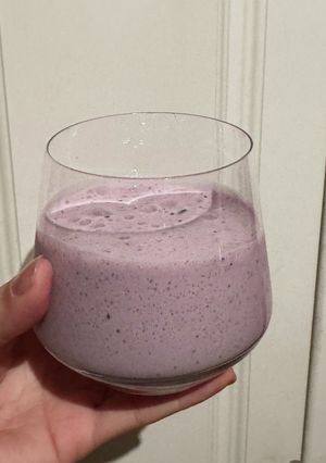 冷凍ブルーベリーで手作り飲むヨーグルト-レシピのメイン写真