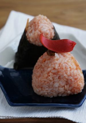 中から麺！ナポリタンおにぎり-レシピのメイン写真