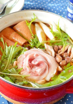 花椒香る野菜たっぷり豚バラ肉のみそ鍋♪-レシピのメイン写真